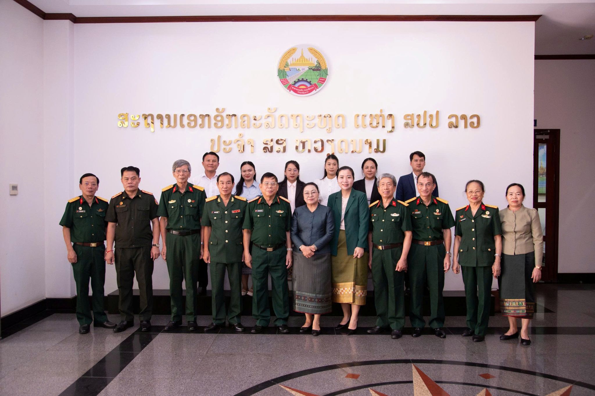 tin tức
